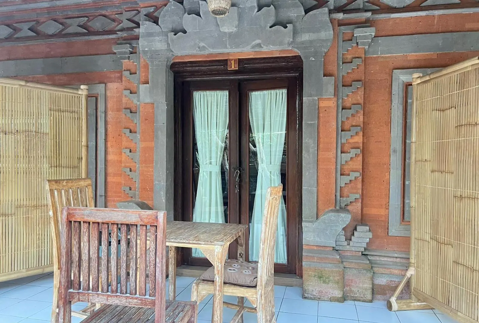 Pensión Pakis Private Room In Ubud 1